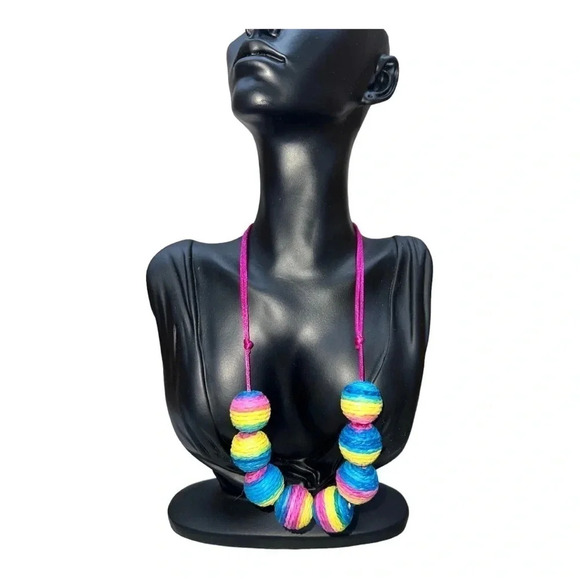 KIDS ADJUSTABLE NYLON‎ CORD NECKLACE WITH BEADS - Picture 1 of 5